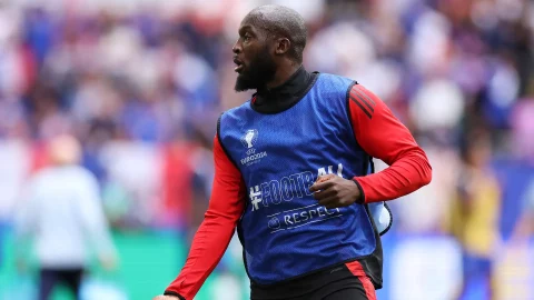 Chelsea agree Lukaku deal with Premier League rivals as Blues ‘lose patience’ with preferred club